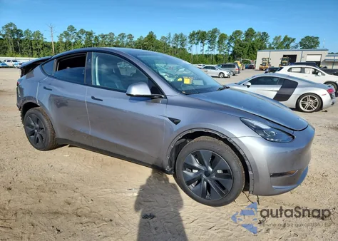 2025 Tesla Model Y z USA, uszkodzony, nr VIN 7SAYGDEE2SA363401